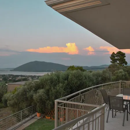 Oliveto Con Vista *