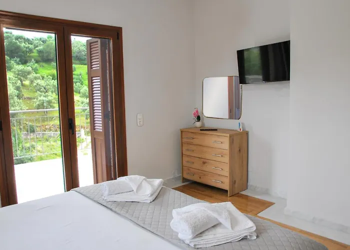 Oliveto Con Vista * Apolpaina