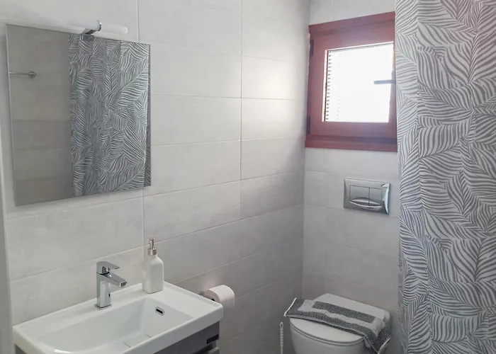 Oliveto Con Vista * Apolpaina