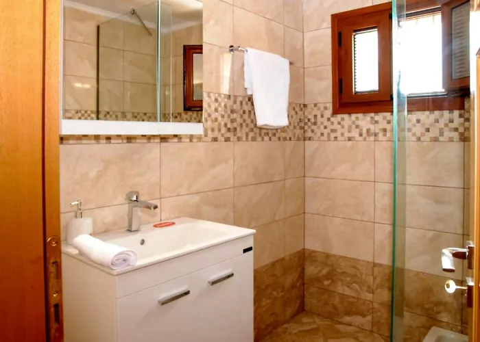 Oliveto Con Vista * Apolpaina