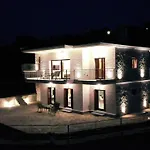 Oliveto Con Vista Holiday home Apolpaina