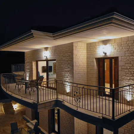 Oliveto Con Vista Holiday home Apolpaina